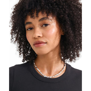 PRESENCE – Collier plaqué argent