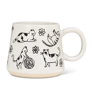 Tasse surdimensionnée avec des dessins de chats