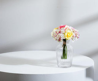 PETIT BOUQUET DE ROSES ET D’HORTENSIA