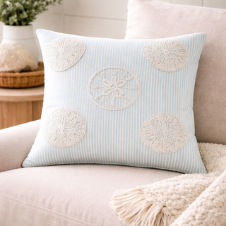 Coussin carré dollars des sables – Bleu pâle texturé