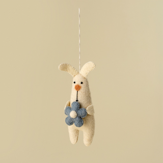 Ornement en feutre Blossom Bunny – bleu
