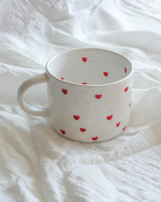Tasse cœurs rouges minimaliste