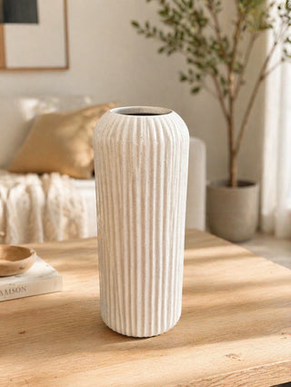 VASE EN CÉRAMIQUE – IVOIRE NERVURÉ