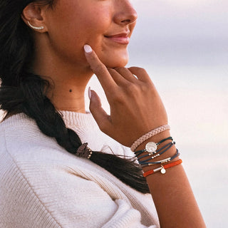 ENSEMBLE ÉLASTIQUES À CHEVEUX & BRACELETS – DISCOVER